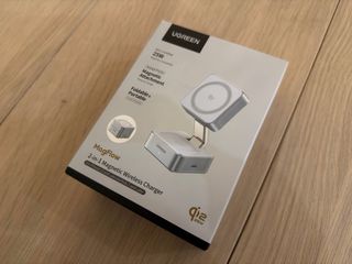 UGREEN MagFlow Base Carga 25W NUEVA