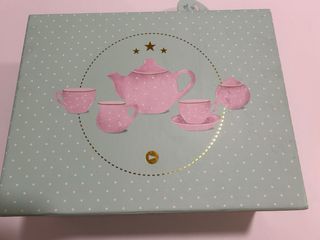 Juego de té infantil de porcelana rosa
