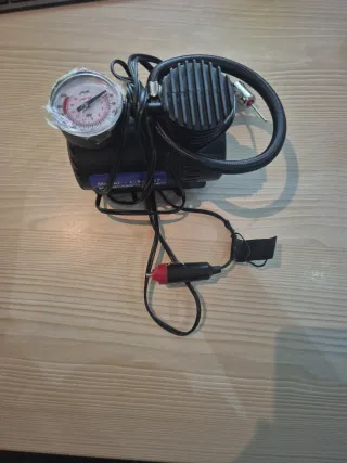 Inflador Coche 12V Mechero Ruedas Pelotas