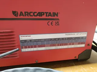 Soldadora TIG ARC-CAPTAIN 200A
