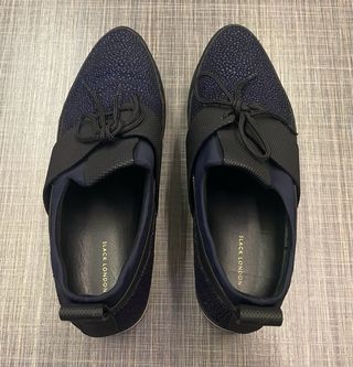 Zapatos BLACK LONDON negros y azules