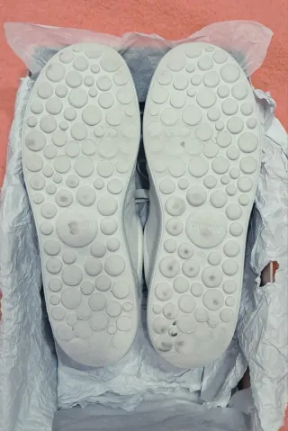 Zapatillas Camper en piel N° 40 Unisex.