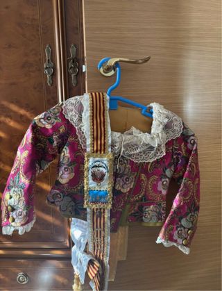 Vestido de fallera niña (6-8 años) y zapatos