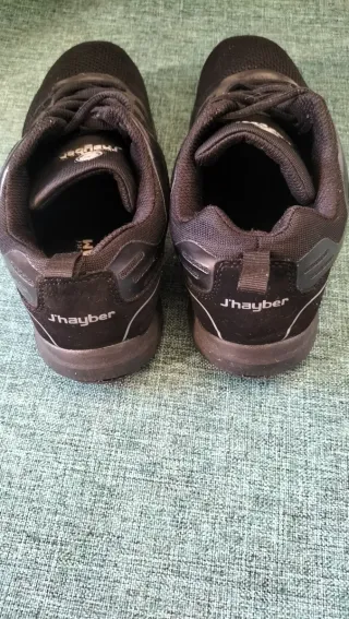 Tenis deportivos negros para mujer