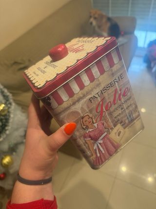 Lata Vintage Patisserie Jolie