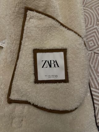 Abrigo Zara efecto ante forrado