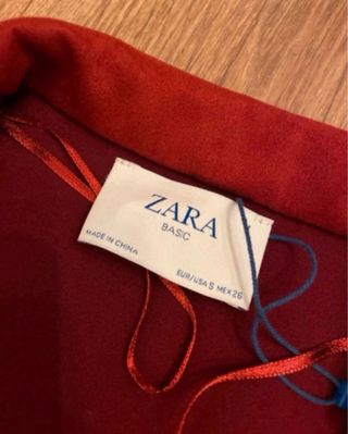 Abrigo Zara ante rojo
