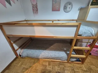 Cama KURA IKEA reversible