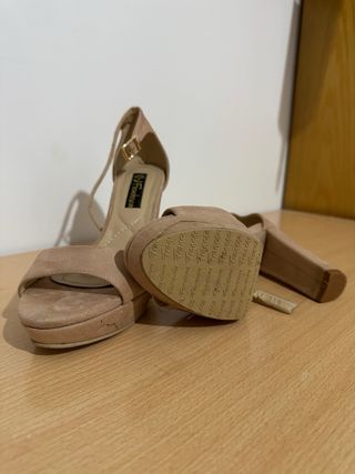 Sandalias Franchesco Beige Tacón Plataforma