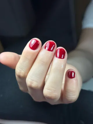 Manicura, Pedicura y Maquillaje