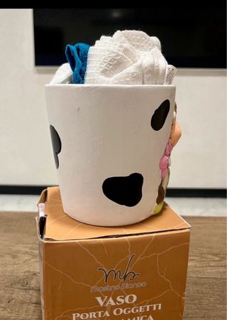 Vaso Porta Oggetti Mucca Mastro Bianco + 3 Strofin