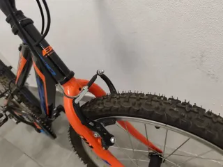 Bicicleta B-PRO JR 20 Negra/Naranja