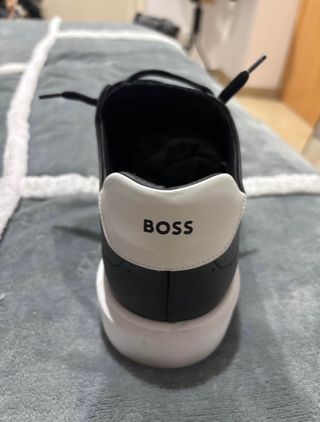 Zapatillas BOSS negras y blancas
