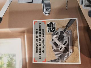 Soporte taladro Powerfix con tornillo