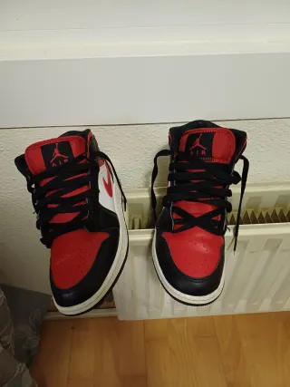 Nike Air Jordan 1 Mid