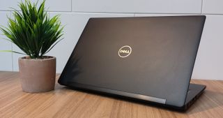 PARA JUGAR - Dell Latitude 7280( i5, 256GB,8GB )
