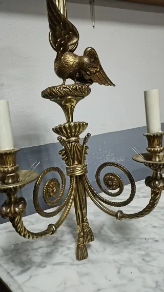 Lámpara de pared de bronce estilo clásico