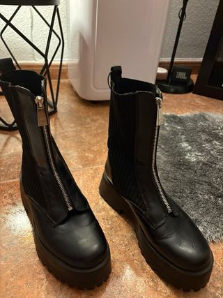 Botas Zara Talla 38 Negras Nuevas (Tienda90€)