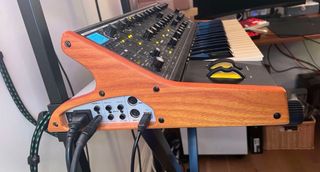 Moog Sub 37 Tribute Edition Sintetizador