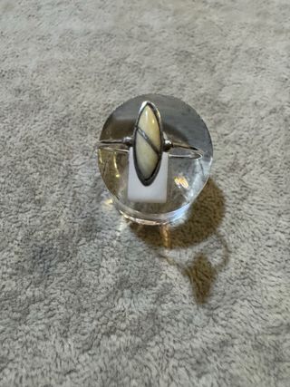 Anel Prata com Contraste