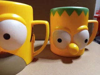 Antiche tazze da gelato dei Simpson