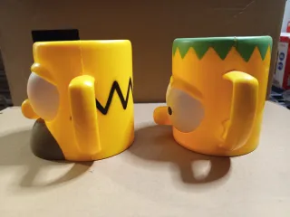 Antiche tazze da gelato dei Simpson