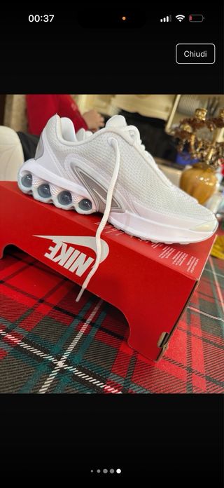 Scarpe Nike bianche numero 33.5