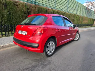 Peugeot 207 2007