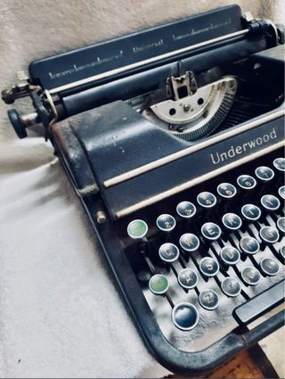 Máquina de escribir Underwood Universal