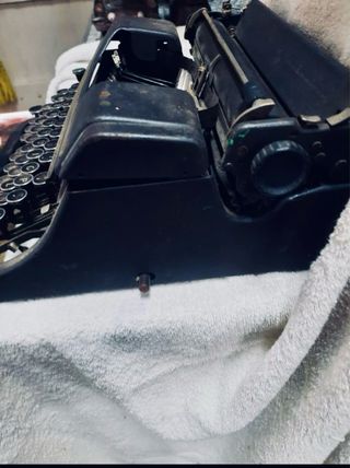 Máquina de escribir Underwood Universal