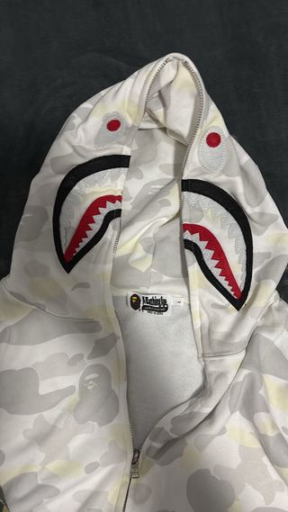 Sudadera Bape Blanca.