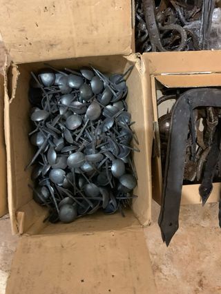 Clavos para tapicería