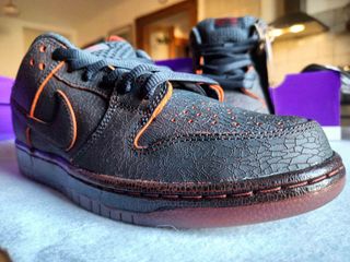 Nike SB Dunk Low Krampus 42.5