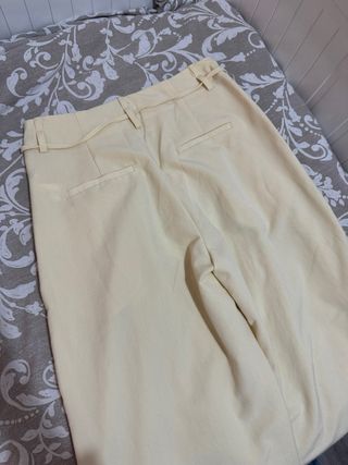 Blazer amarillo Lefties