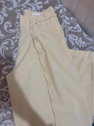 Blazer amarillo Lefties