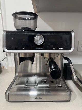 Cafetera Cecotec Batista cream