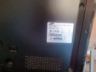 Televisión negra barata