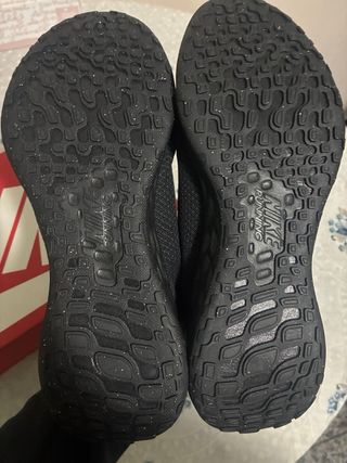 Nike Revolution 6 T42
