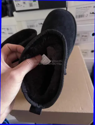 Botines UGG Mini Negro Talla 38