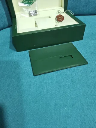 ● Caja Rolex Datejust con 4 eslabones ●