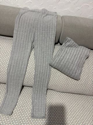 Conjunto cárdigan y pantalón gris punto