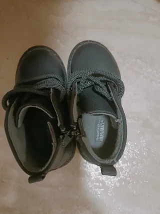 Botas Zara Baby niño T21