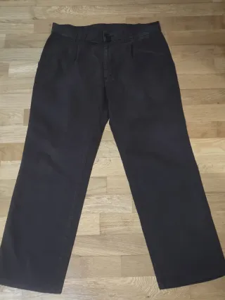 Lote ropa de hombre;4 prendas. Talla L. 5 EUROS