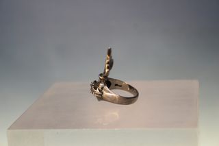 01. Anillo de plata 925 corazón en llamas.