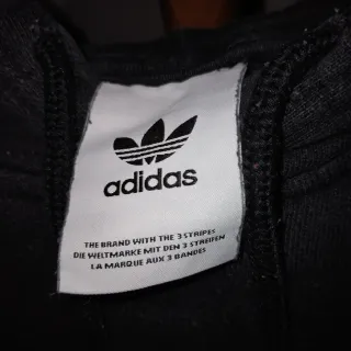 Sudadera Adidas Negra con Logo