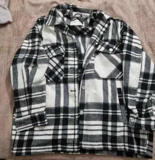 Chaqueta/Sobrecamisa Zara Cuadros Blanco y Negro