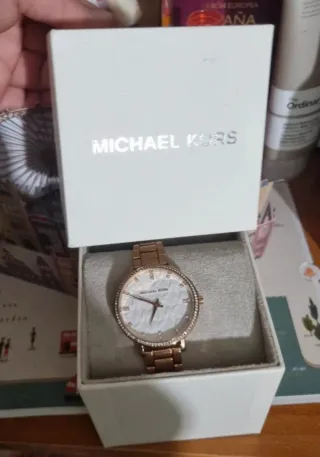 Reloj Michael Kors Pyper Dorado