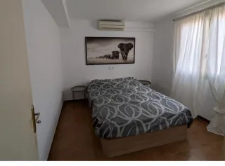 Se alquila habitación doble en badalona