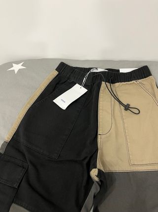 Pantalón Cargo Bershka Color Block