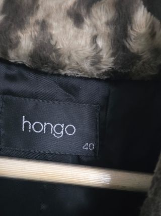 ABRIGO TALLA 40 . MARCA HONGO